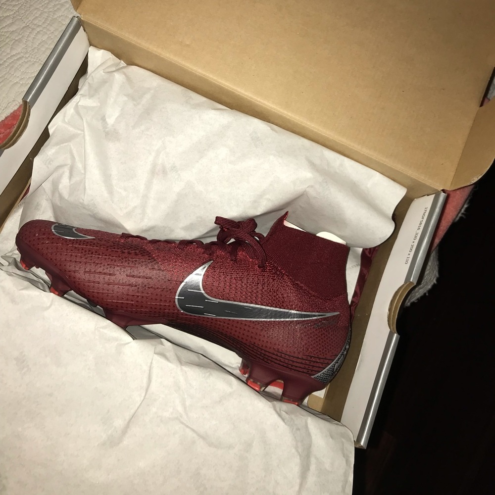 Brand new nike cleats